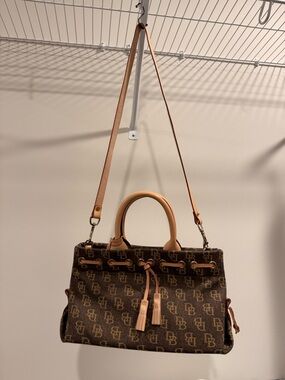 Dooney & Bourke bag